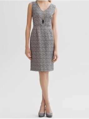 Banana Republic Sleeveless V-Neck Sheath Dress in Black + White [Size Petite 00]